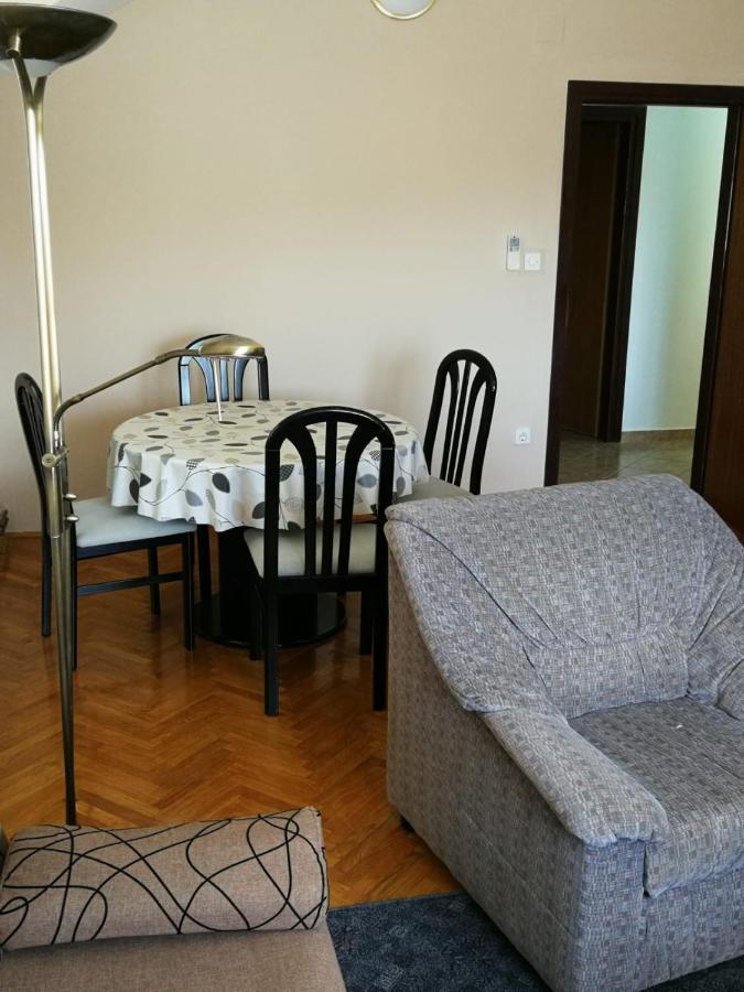 Apartments Ljubica Biograd Na Moru Luaran gambar