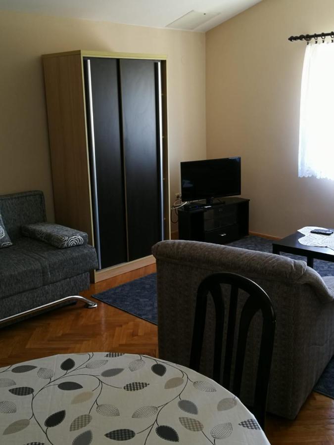 Apartments Ljubica Biograd Na Moru Luaran gambar
