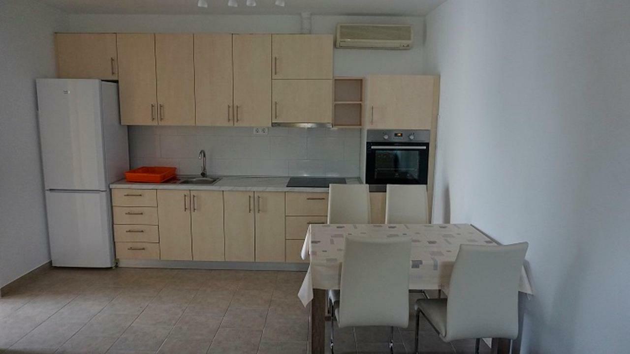 Apartments Ljubica Biograd Na Moru Luaran gambar